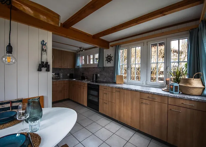 Beachhouse 16 Brienzersee